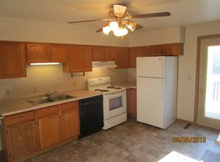 503 Ridge St #1/2, Baraboo, WI 53913