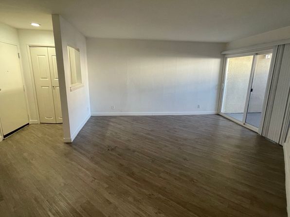 20615 Vanowen St #106