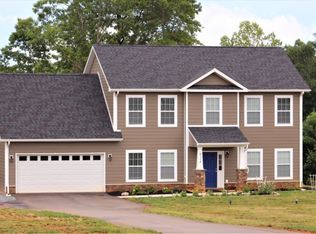 624 Carriage Pkwy, Rustburg, VA 24588