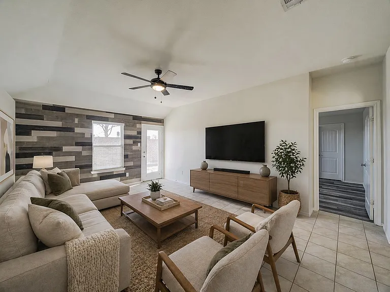 1110 Mercury Dr — Photo 14