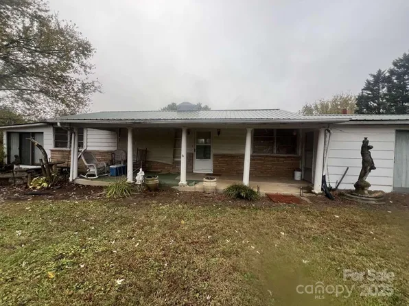 3018 Campground Rd, Granite Falls, NC 28630