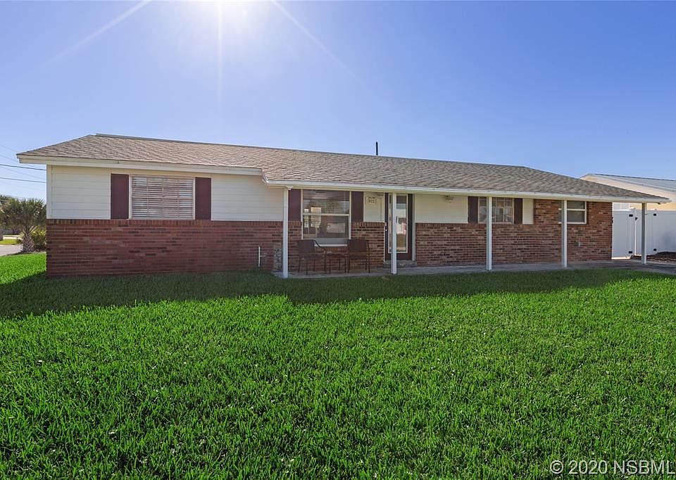 1st image of 823 Phillip Dr