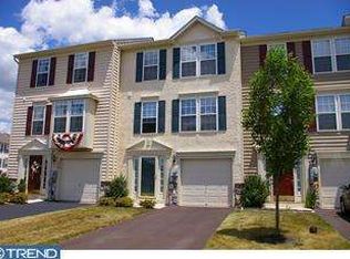 12 N Savanna Dr, Pottstown, PA 19465