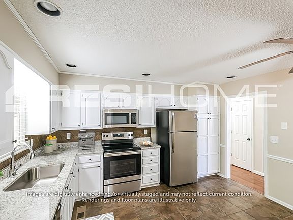 2nd image of 1028 Independence Ct