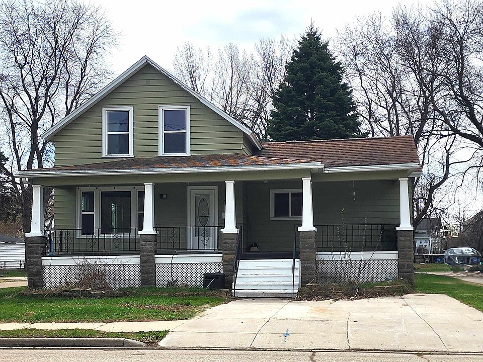 1st image of 531 6th Ave