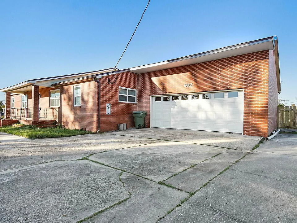 607 N Star Ave
