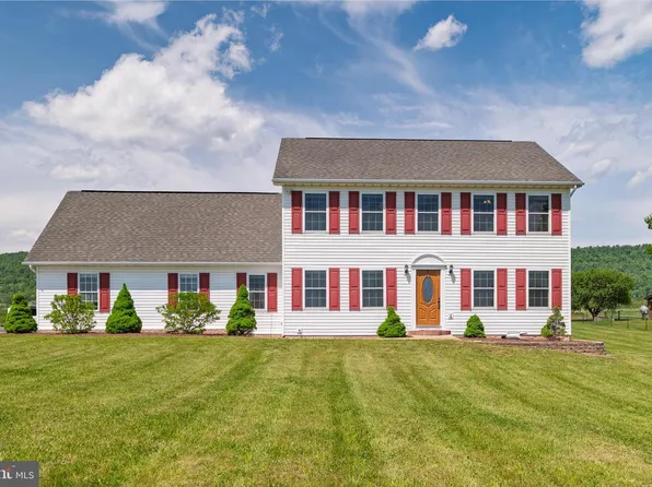 1643 Thatcher Rd, Martinsburg, WV 25403