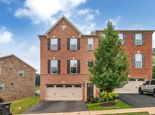 645 Edison Dr, Wexford, PA 15090