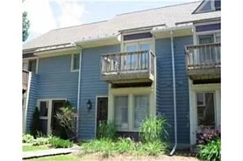 37 Winding Way #15B photo 1