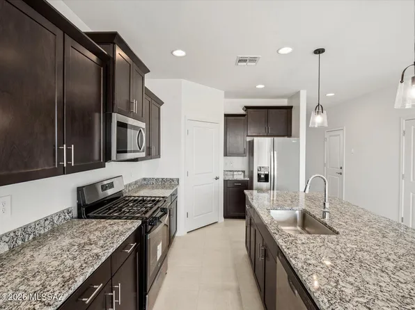 6953 W Indian Clover Way, Tucson, AZ 85757