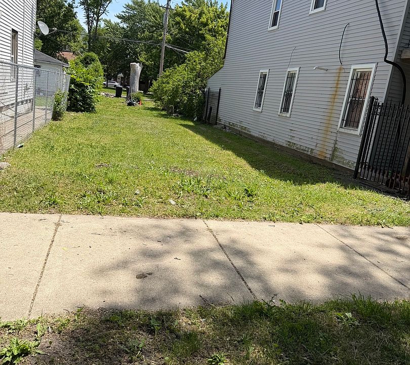 1st image of 5209 S Winchester Ave