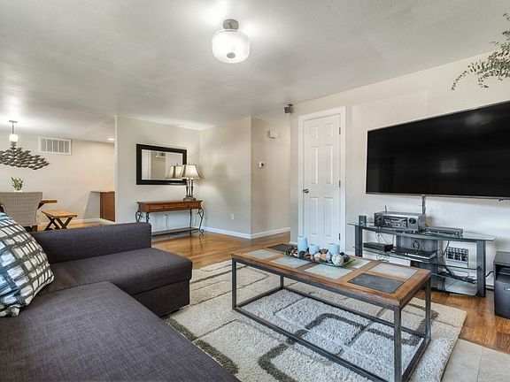 4th image of 1808 22nd St NE