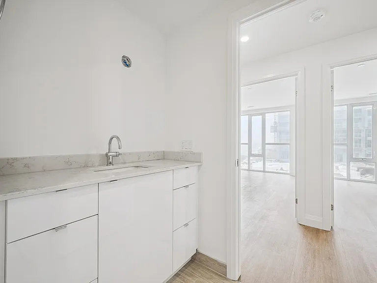 410 Westhaven St — Photo 93