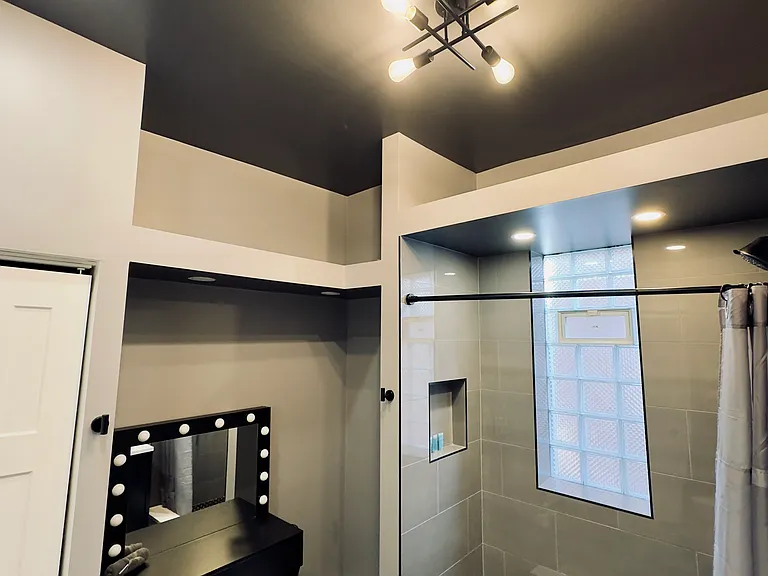 1428 S Central Park Ave #3 — Photo 11