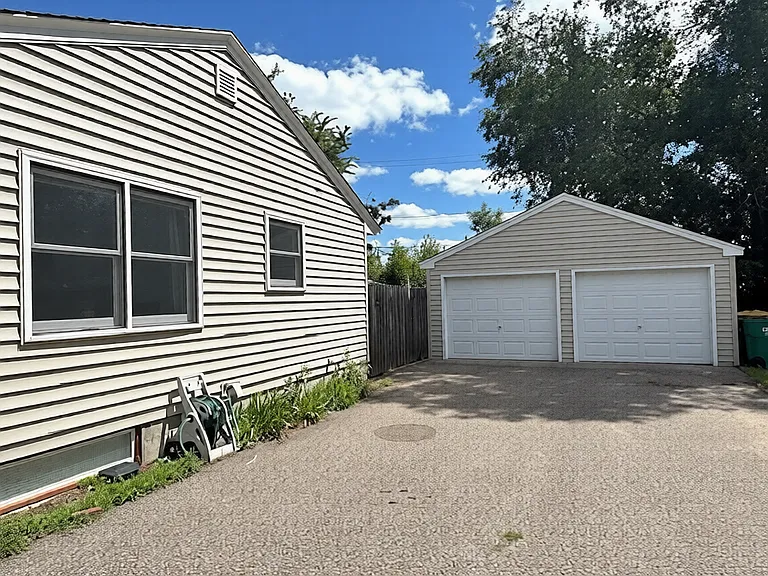 5324 Florida Ave N — Photo 21