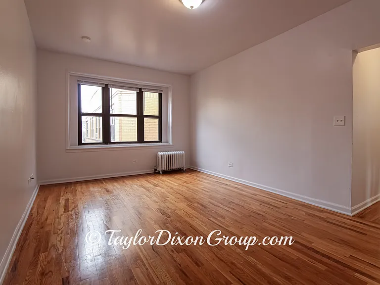 4033 W Gladys Ave #2S — Photo 12