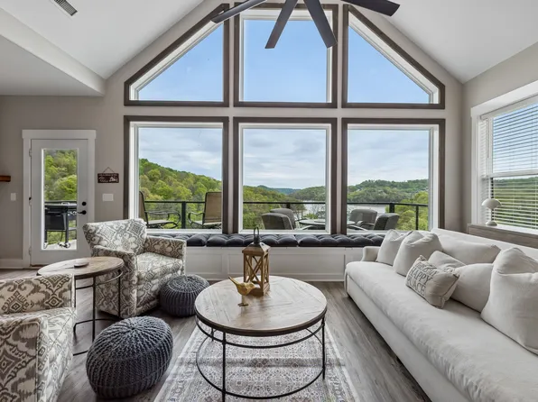 1010 Old Casey Cove Rd, Smithville, TN 37166