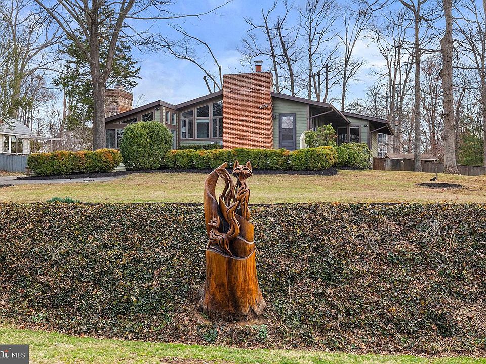 1st image of 4035 Taylor Dr