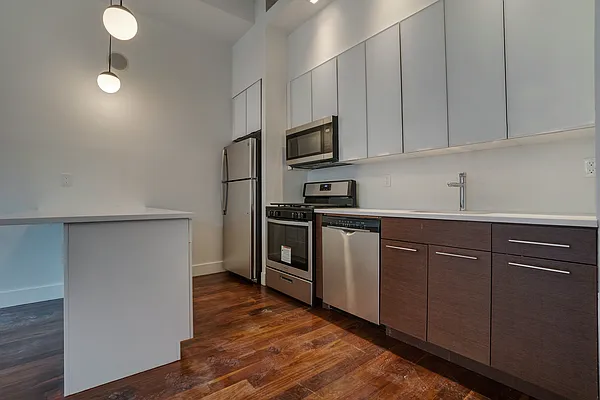 Rented by EXR | media 1