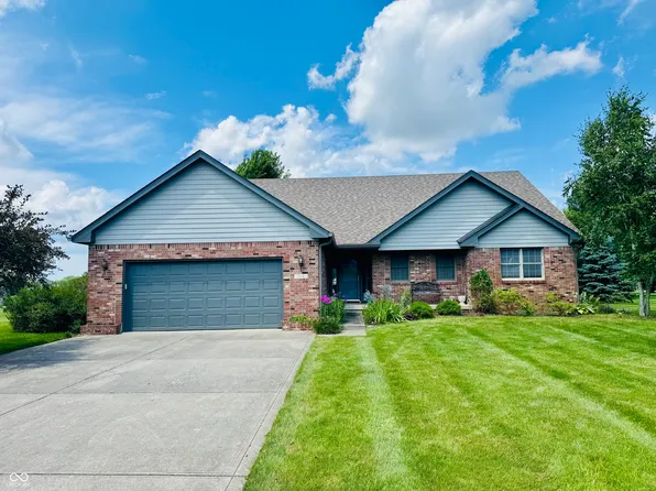 3418 S Rosewind Dr, New Palestine, IN 46163