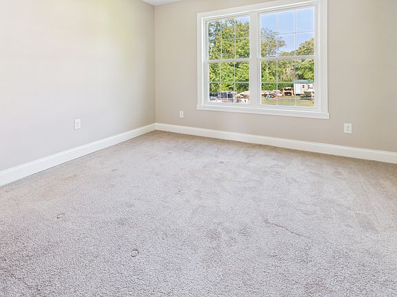 5th image of 1329 Filbert St
