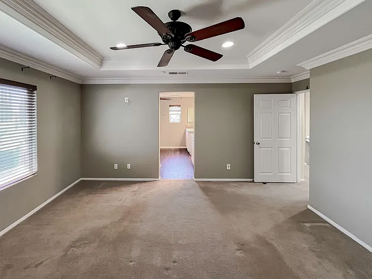 7905 Leway Dr — Photo 9