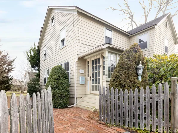 506 5th Street, Greenport, NY 11944