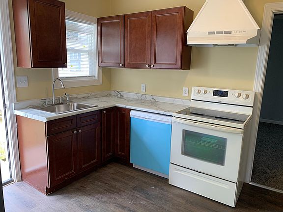 2nd image of 1217 Finley Ave