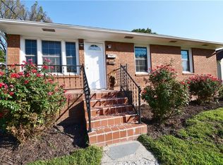 912 Day Ave, Burlington, NC 27217