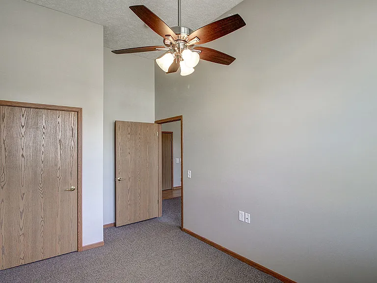 Floor plan 2 bedroom