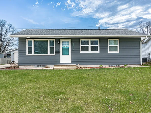 3015 4th Ave, Marion, IA 52302