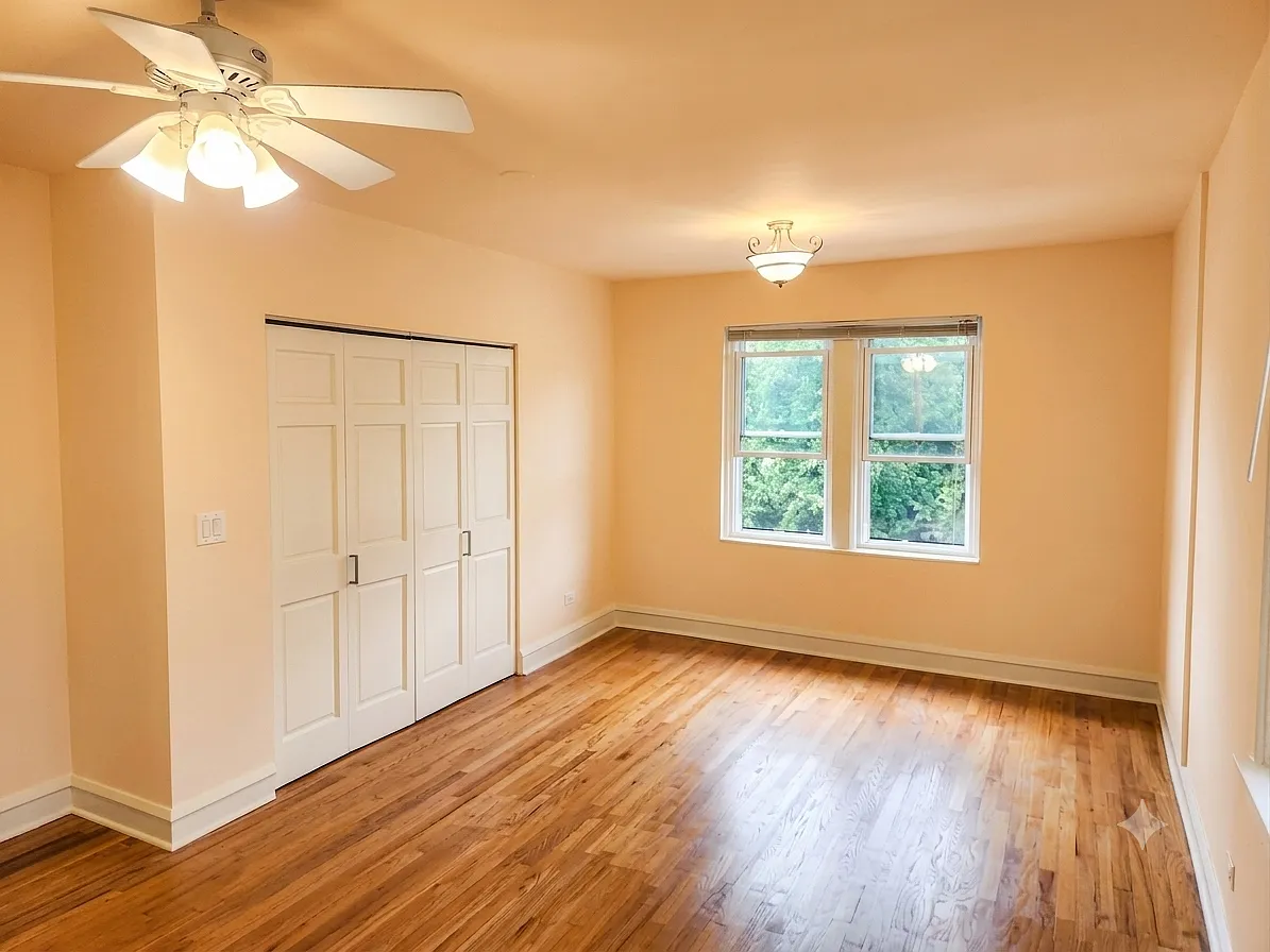 3422 Arden Ave — Photo 2