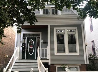 1432 W Henderson St #1A, Chicago, IL 60657