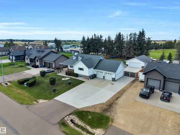 4802 62nd St, Wetaskiwin, AB T9A 1R5