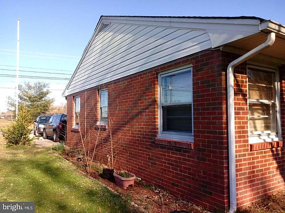 5th image of 1400 Glasgow St