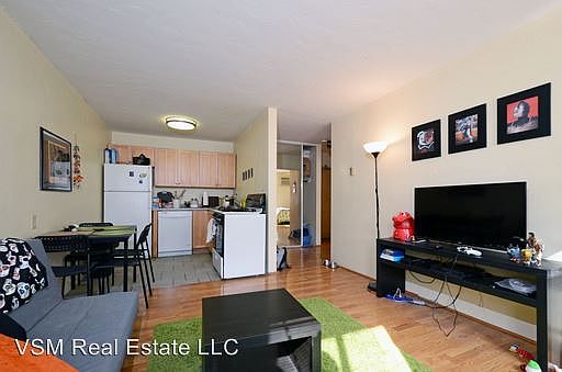 2nd image of 2525 3rd Ave S APT 008