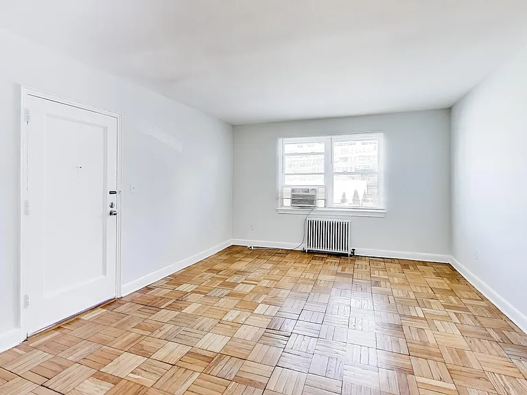 1724 N Quinn St #105 — Photo 12
