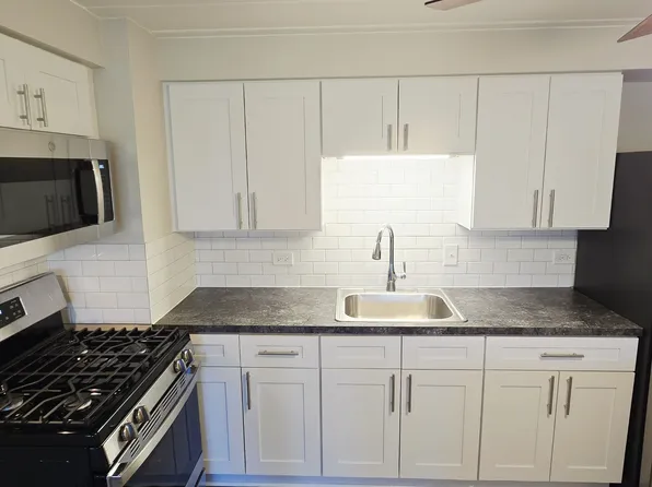 11011 - 13 South Lloyd Drive - #9