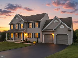 4230 Peach Orchard Holw, York, PA 17402