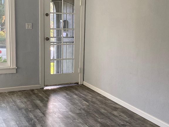 3rd image of 235 N Alta Vista Ave