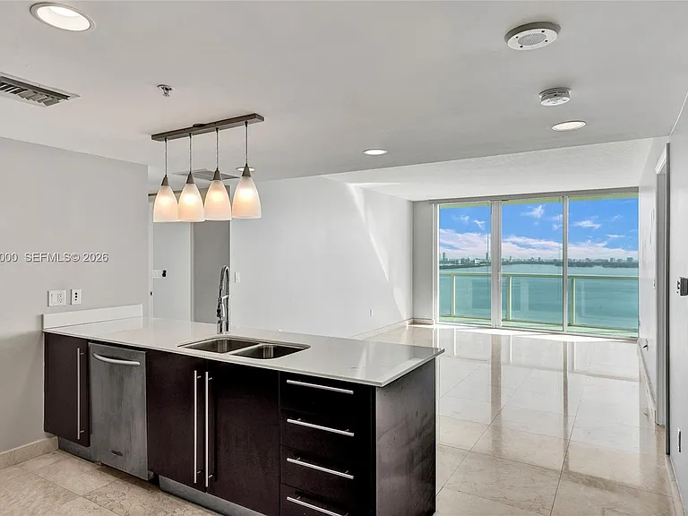 665 NE 25th St #2303 — Photo 4