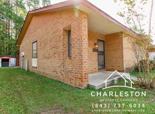 2737 Oak Leaf Dr, North Charleston, SC 29420