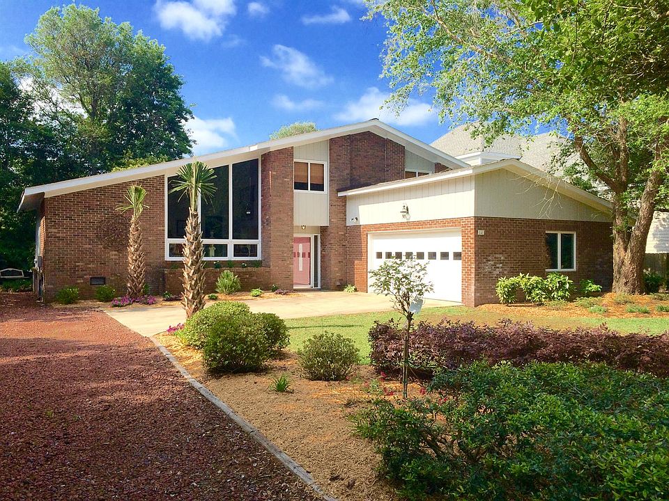 1st image of 141 Loblolly Dr