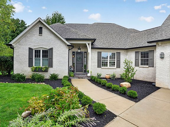 3rd image of 10737 Jacobs Ct