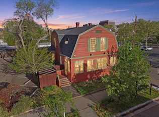 216 9th St NW, Albuquerque, NM 87102