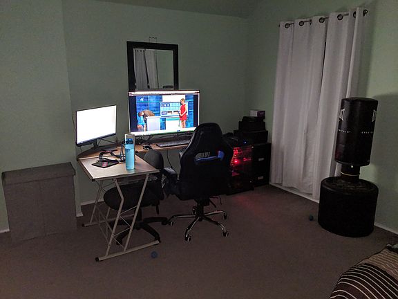 3rd image of 1712 Taron Dr