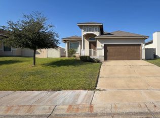 212 Sandhill Oak Dr, Laredo, TX 78045