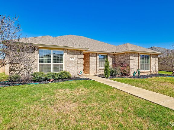 5th image of 5029 Red Oak Ln