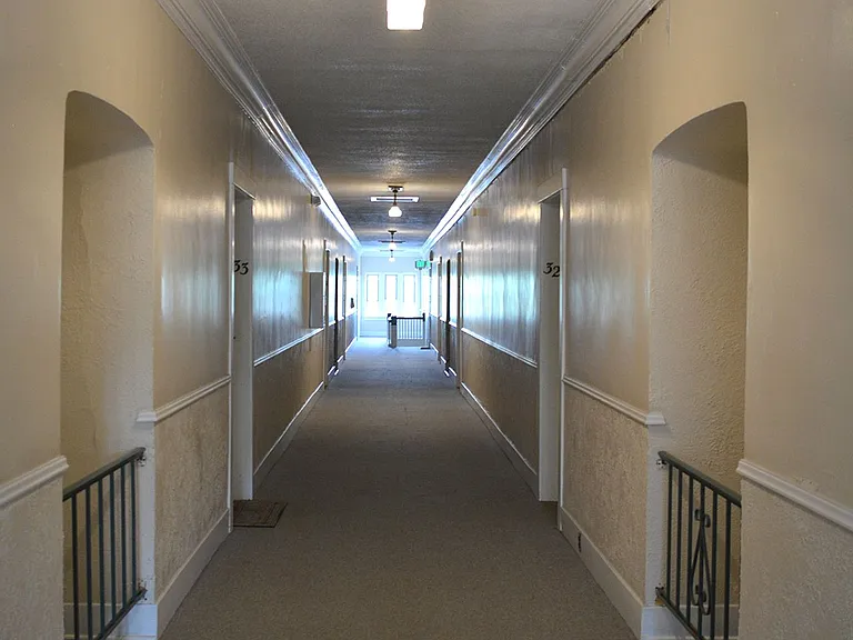 Historic Worthington Manor Apartments — Photo 7