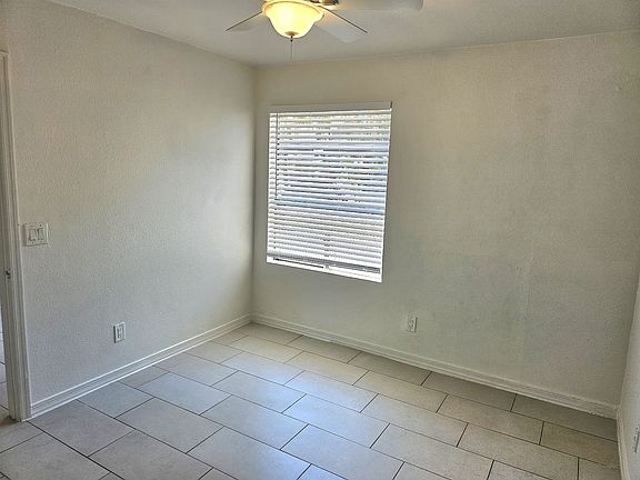 5th image of 4313 N 19th Ave #118